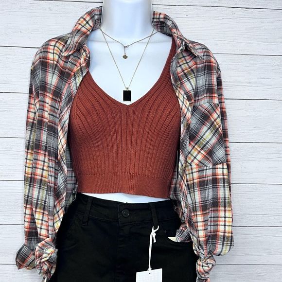 Orangish Brown Ribbed Spaghetti Strap Cropped Knitted Tank Top 💗 - Picture 2 of 6